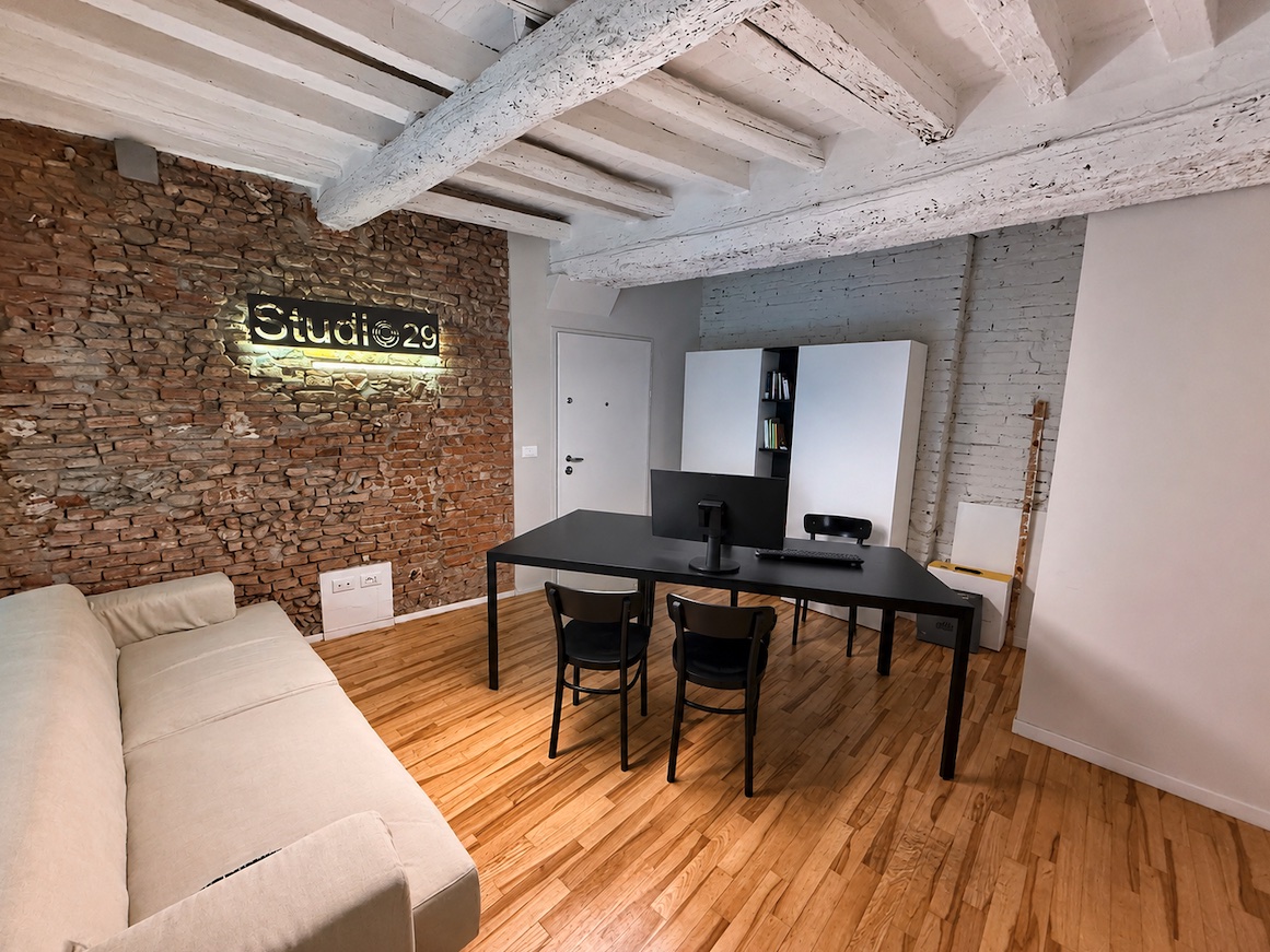 Interno dello studio Studio29 a Bologna